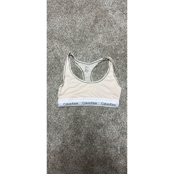 Small Calvin Klein bra - Picture 1 of 1